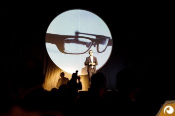 Sven Hermann (CFO Zeiss) stellt die Zukunft vor: Smart Glasses von Zeiss  | ZEISSfuture Days | Offensichtlich.de Berlin 